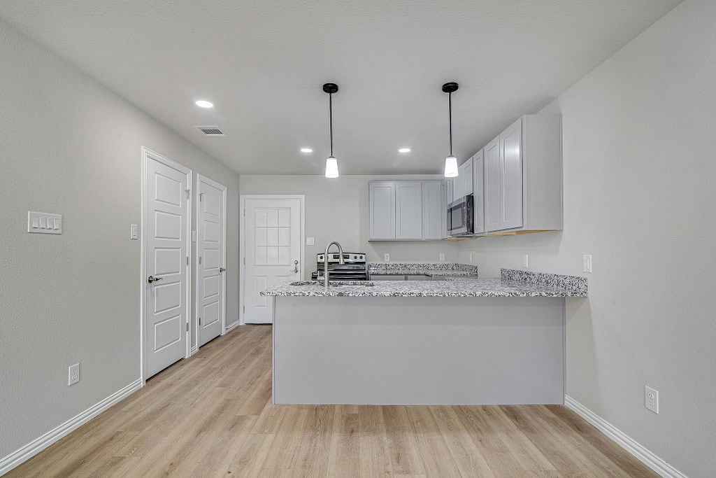 1128 E Broadway Ave, Fort Worth, view 5