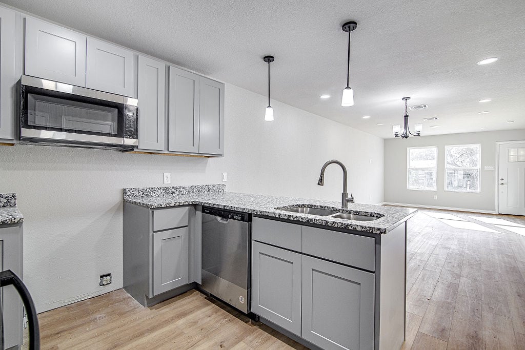 1128 E Broadway Ave, Fort Worth, view 8
