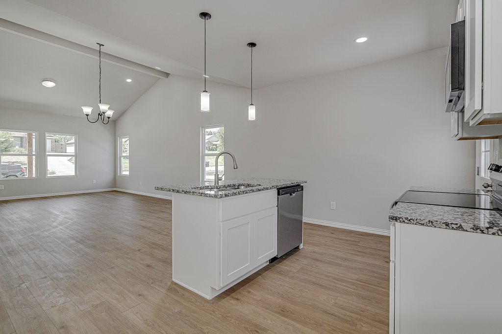 1649 E Terrell Ave, Fort Worth, view 10