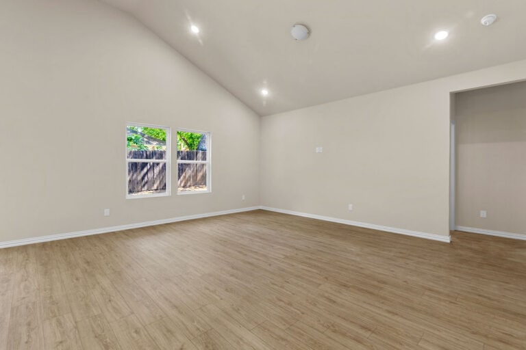 Living area at 2915 La Salle St