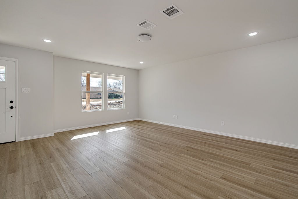 3325 Eastland St, Fort Worth, view 2