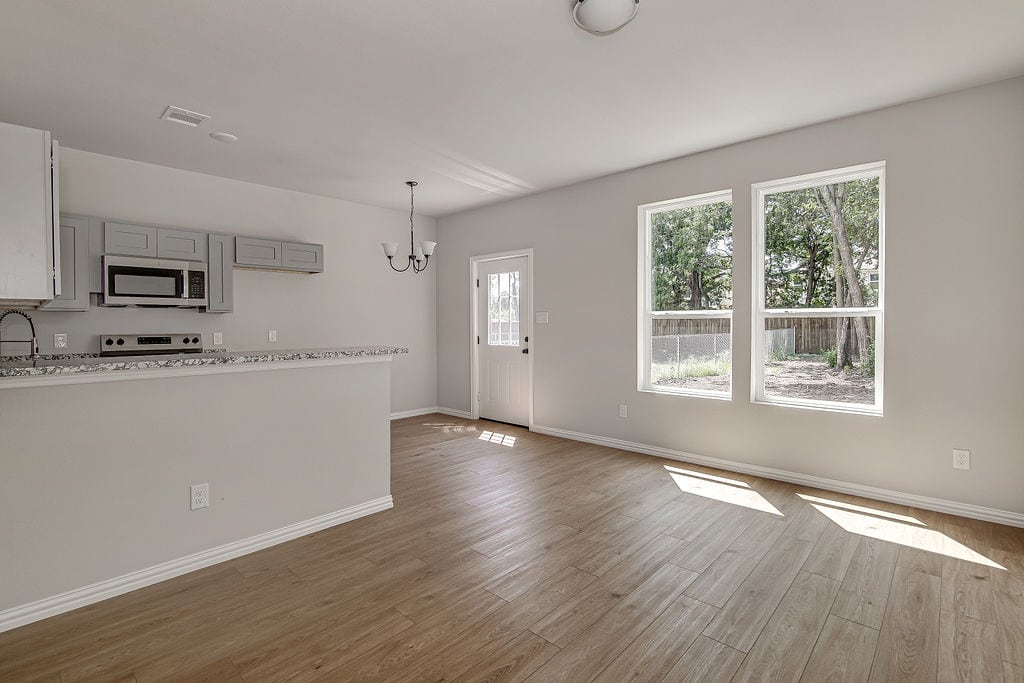 3329 Eastland St, Fort Worth, view 14