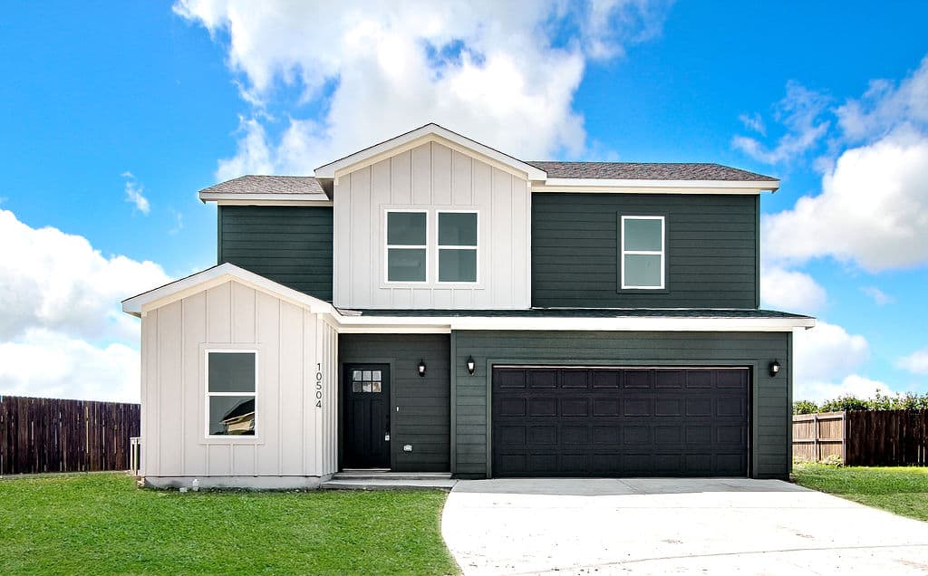 Front of 10504 Ruffin Dr, Fort Worth