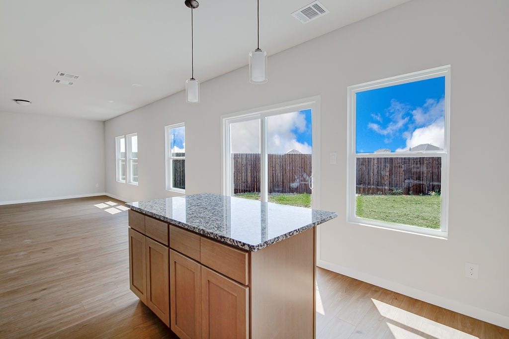 10504 Ruffin Dr, Fort Worth, view 12