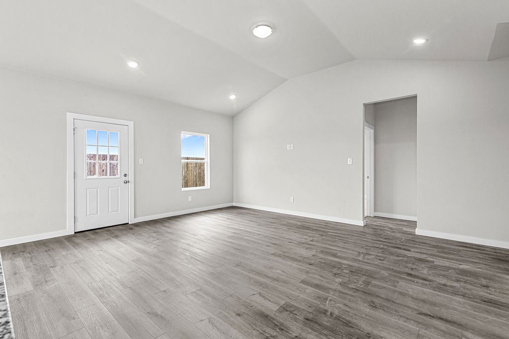 10520 Ruffin DR, Fort Worth, view 05