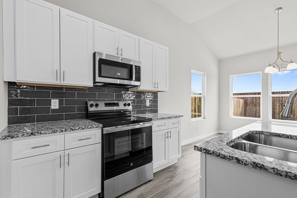 10520 Ruffin DR, Fort Worth, view 09