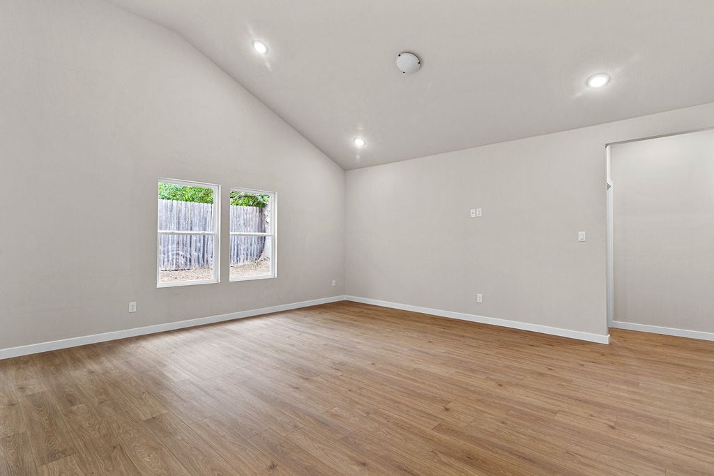 2711 Finley St, Fort Worth, view 02